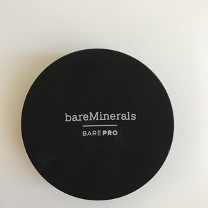 bareMinerals Bare Pro Pressed Powder